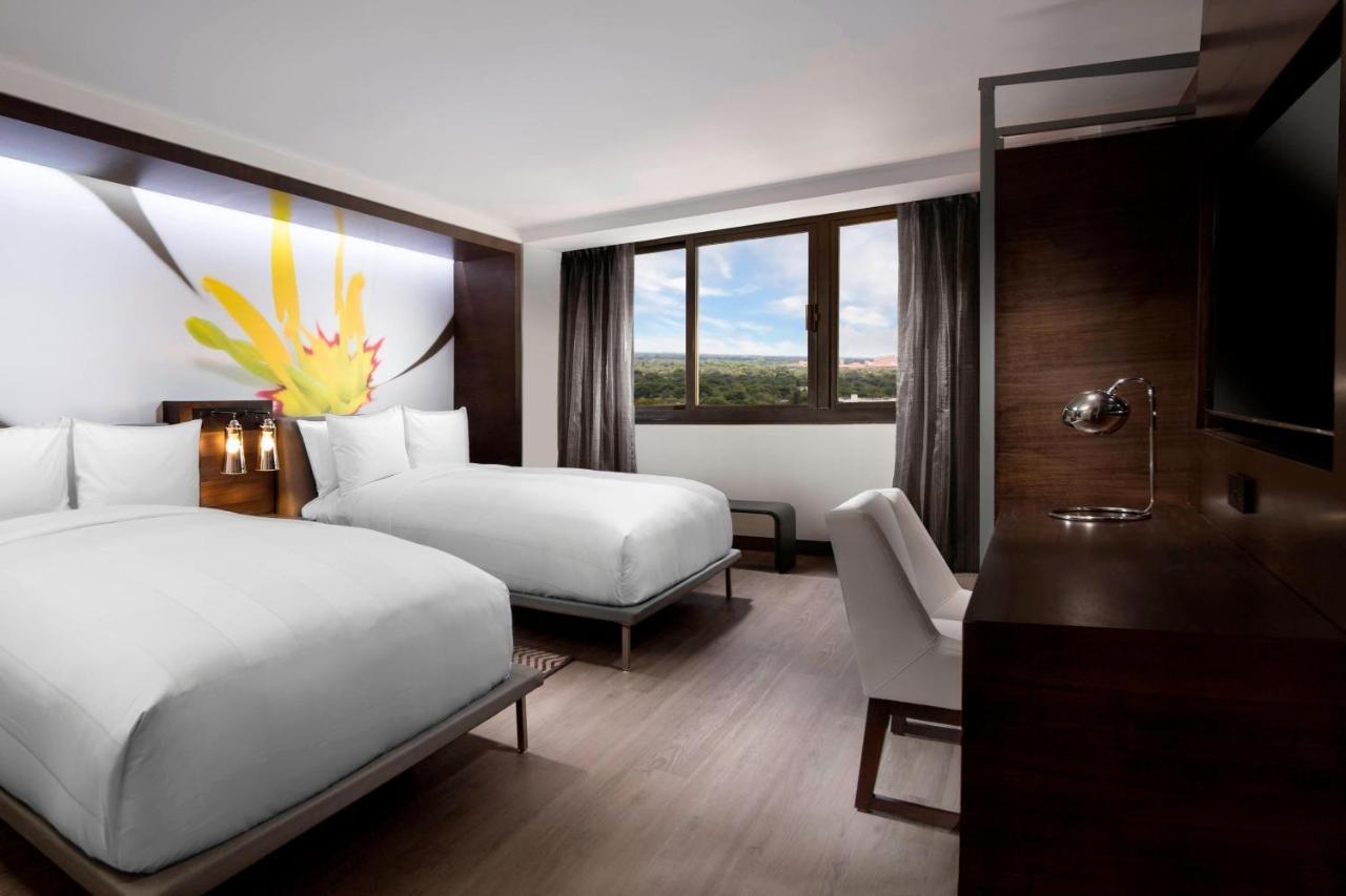Miami Marriott Dadeland Hotel Glenvar Heights Exterior photo